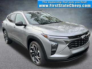 New 2025 Chevrolet Trax RS w/ Sunroof Package image 1