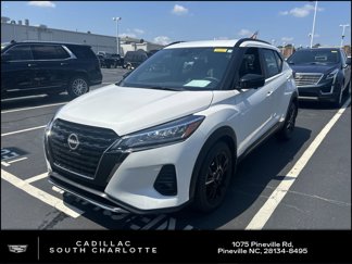Used 2024 Nissan Kicks SR image 1