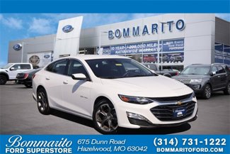 Used 2024 Chevrolet Malibu LT image 1
