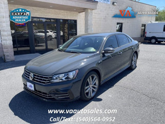Used 2018 Volkswagen Passat 2.0T R-Line image 1