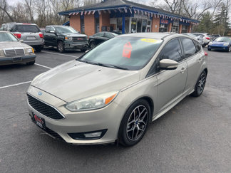 Used 2015 Ford Focus SE w/ SE Sport Package image 1