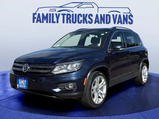 Used 2016 Volkswagen Tiguan S image 1