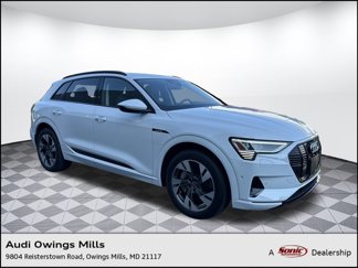 Used 2021 Audi e-tron Premium w/ Convenience Plus Package image 1