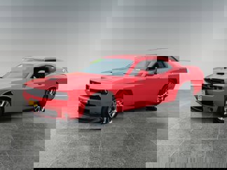 Used 2022 Dodge Challenger GT image 1