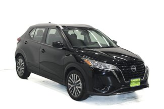 Used 2024 Nissan Kicks SV image 1