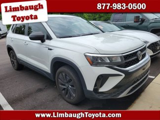 Used 2023 Volkswagen Taos S image 1