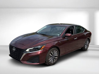Used 2023 Nissan Altima 2.5 SV image 1