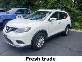 Used 2016 Nissan Rogue SV image 1