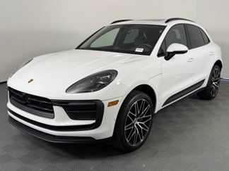 Certified 2024 Porsche Macan image 1