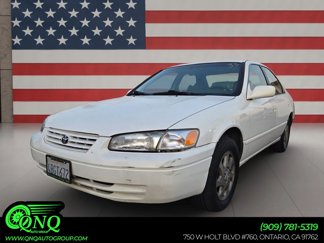 Used 1998 Toyota Camry XLE image 1