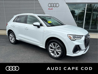 Used 2024 Audi Q3 2.0T Premium w/ Convenience Package image 1