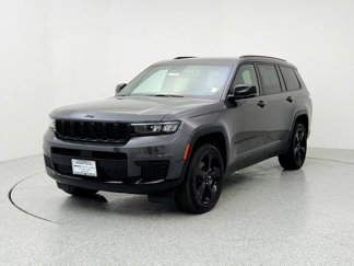 Used 2023 Jeep Grand Cherokee L Laredo image 1