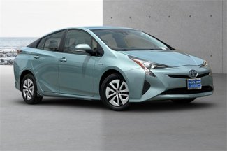 Used 2017 Toyota Prius Four image 1