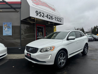 Used 2015 Volvo XC60 T6 image 1
