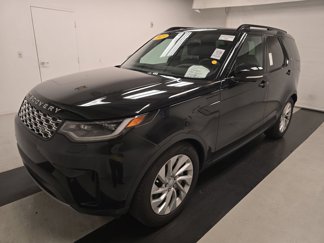 Used 2023 Land Rover Discovery S image 1