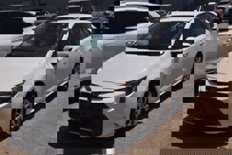 Used 2020 Toyota Corolla LE image 1