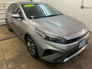 Used 2023 Kia Forte LXS image 1