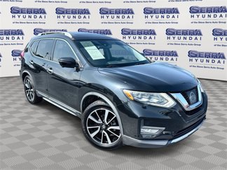 Used 2017 Nissan Rogue SL image 1