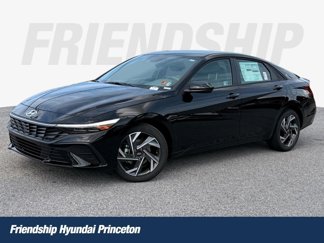 New 2025 Hyundai Elantra Sport image 1