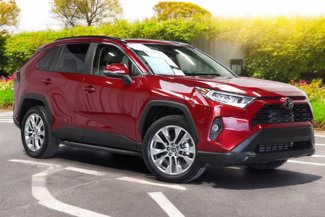 Used 2019 Toyota RAV4 XLE Premium image 1