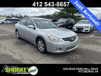 Used 2010 Nissan Altima 2.5 S w/ Convenience Pkg image 1