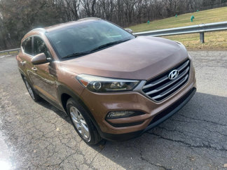Used 2016 Hyundai Tucson SE w/ Option Group 02 image 1