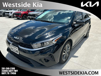 Used 2023 Kia Forte LXS image 1