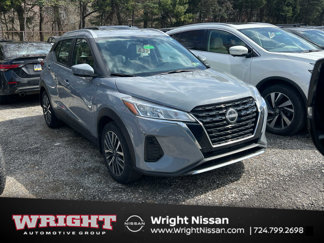 Certified 2022 Nissan Kicks SV image 1