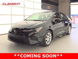 Used 2024 Toyota Corolla LE image 1
