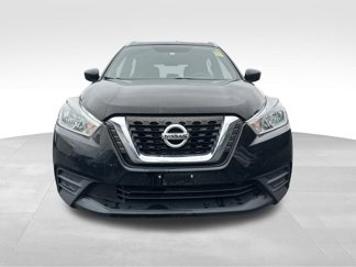 Used 2018 Nissan Kicks SV video 2