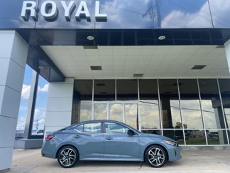 Used 2025 Nissan Sentra SR image 1
