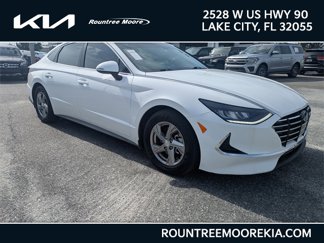 Used 2023 Hyundai Sonata SE image 1