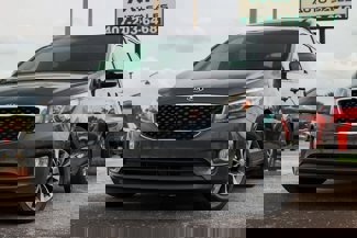Used 2016 Kia Sedona SX image 1