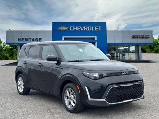 Used 2023 Kia Soul LX w/ Option Group 015 image 1
