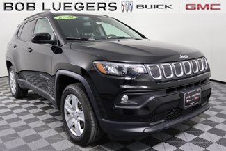 Used 2022 Jeep Compass Latitude image 1