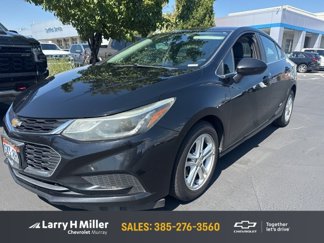 Used 2018 Chevrolet Cruze LT image 1