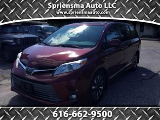Used 2018 Toyota Sienna XLE image 1