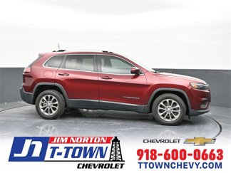 Used 2019 Jeep Cherokee Latitude Plus w/ Comfort/Convenience Group image 1