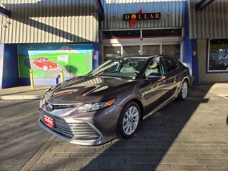 Used 2023 Toyota Camry LE image 1