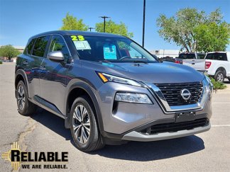Used 2023 Nissan Rogue SV image 1