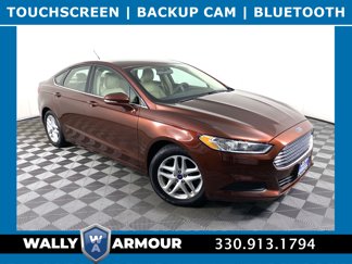 Used 2016 Ford Fusion SE image 1
