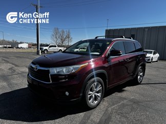 Used 2015 Toyota Highlander XLE image 1
