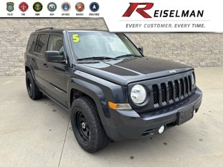 Used 2015 Jeep Patriot High Altitude image 1