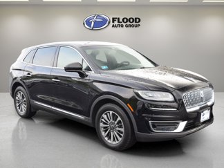 Used 2020 Lincoln Nautilus Reserve image 1