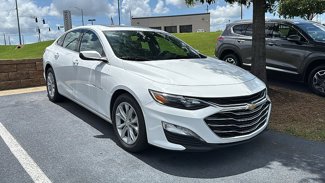 Used 2024 Chevrolet Malibu LT image 1