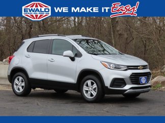 Used 2022 Chevrolet Trax LT w/ LT Convenience Package image 1