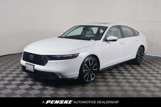 Used 2023 Honda Accord Touring image 1