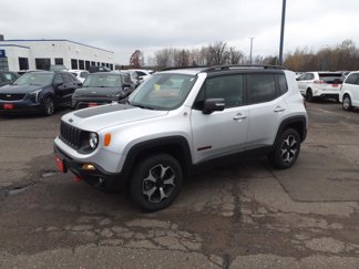 Used 2019 Jeep Renegade Trailhawk w/ Cold Weather Group II image 1