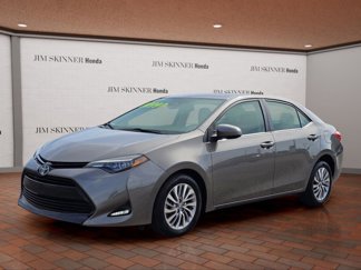Used 2017 Toyota Corolla LE image 1