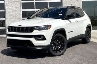 Used 2023 Jeep Compass Altitude w/ Convenience Group image 1